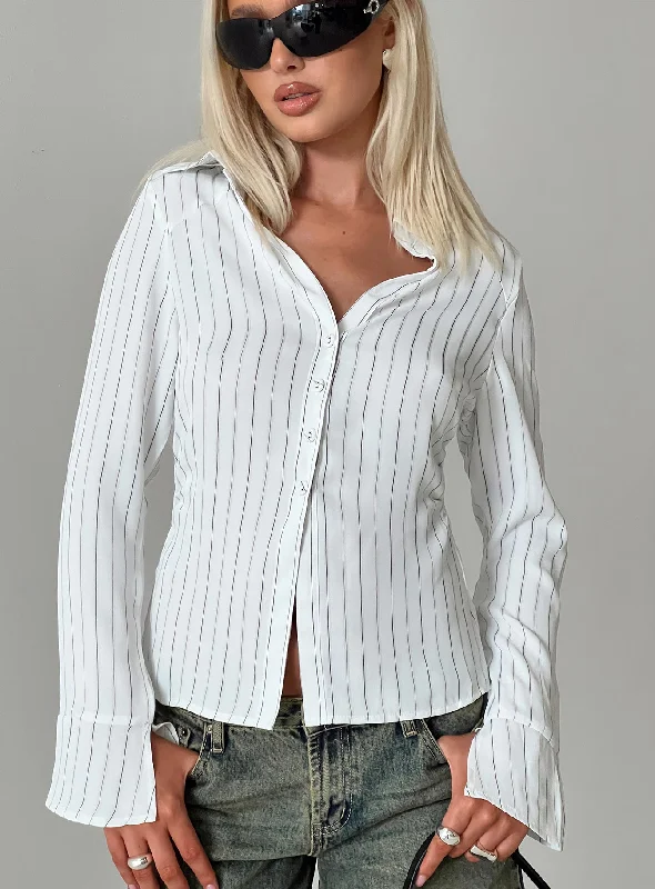 Wrap - Style Women Long Sleeve Top for a Versatile FitAldgate Long Sleeve Top White