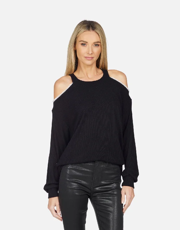 Ruffled Cuff Women Long Sleeve Top with a Feminine TouchJaylee LE Pearls