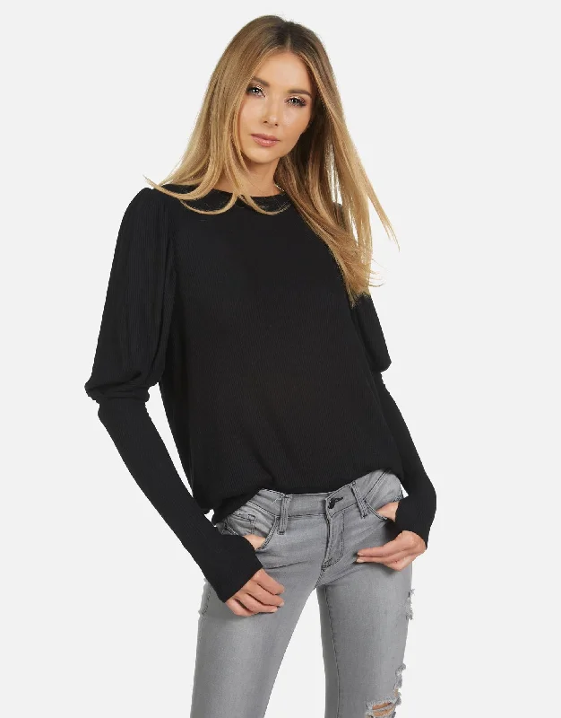 Plus Size Women Long Sleeve Top for a Flattering and Comfortable FitOlaf Black