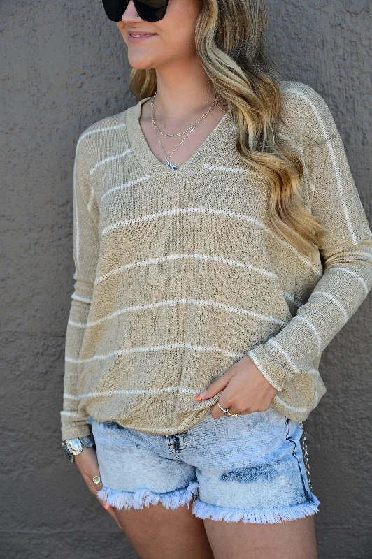 Metallic Accent Women Long Sleeve Top for a Glamorous LookWanderlust Charm Top