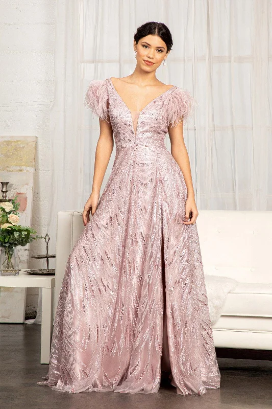Maternity dress for a baby's first visit to the opera Long Formal Sleeveless Feather Prom Dress