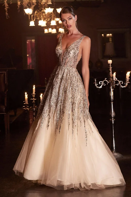 Maternity dress for a baby's first visit to the Japanese garden Glittered Long Sleeveless Prom Plus Size Dress Sale