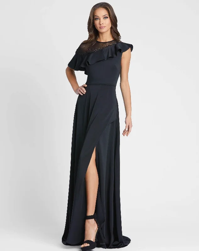 Maternity dress for a baby's first visit to the rooftop garden Mac Duggal 55317 Long Formal Cap Sleeve Evening Gown