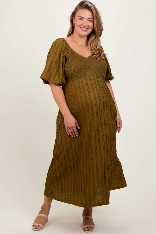 Maternity dress for a baby's first visit to the botanic garden Olive Smocked V-Neck Short Puff Sleeve Textured Maternity Plus Midi Dress