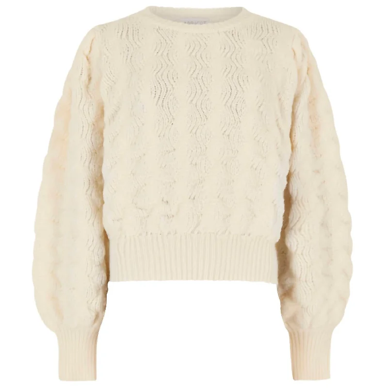 Plus - Size Women Sweater with a Flattering FitBubble Pleat Sleeve Jumper In Cream