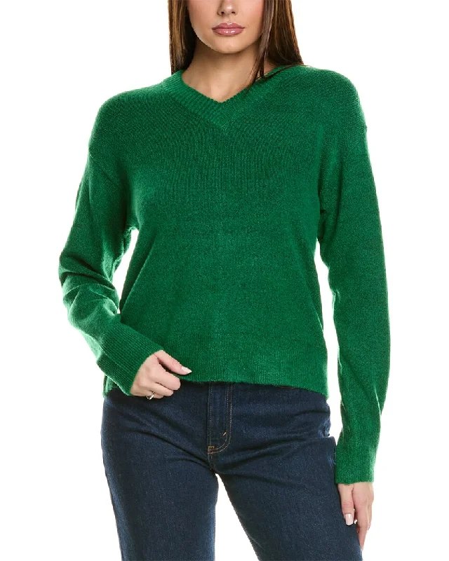 Long - Sleeve Women Sweater with Ribbed CuffsMichael Stars Wes Fitted V-Neck Sweater