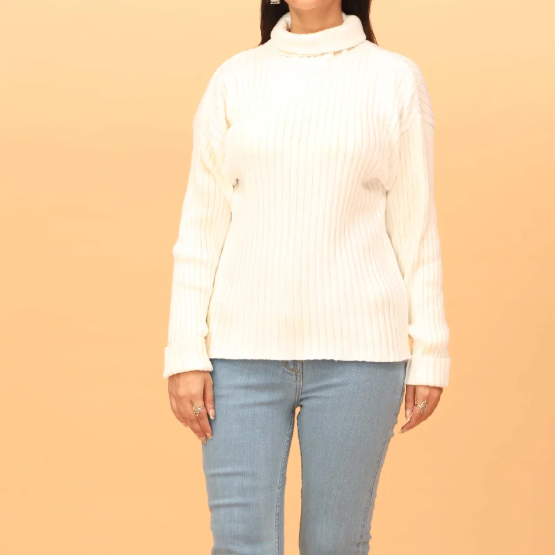 Sequin - Embellished Women Sweater for Special OccasionsWhite Plain Knitted High Neck Sweater PW4838