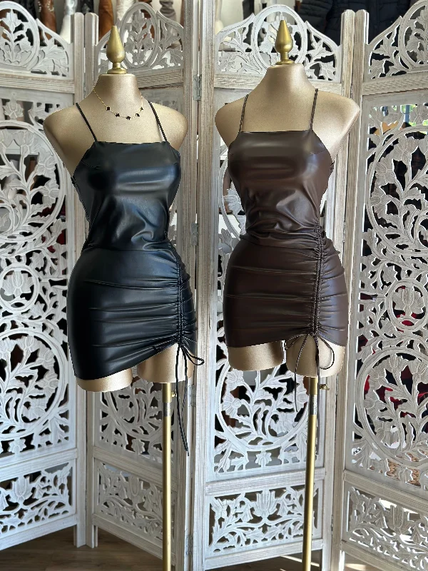 Strapless Women Dress with a Built - in Bra for Comfort and SupportBlack Faux Leather Ruched Dress