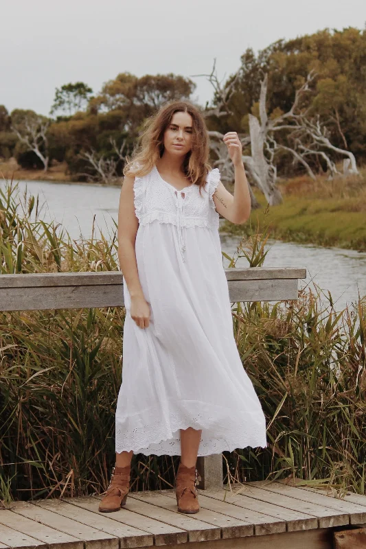 Ruffled Women Dress with Multiple Layers for a Playful and Girly StylePRIMROSE WHITE COTTON LACE DRESS