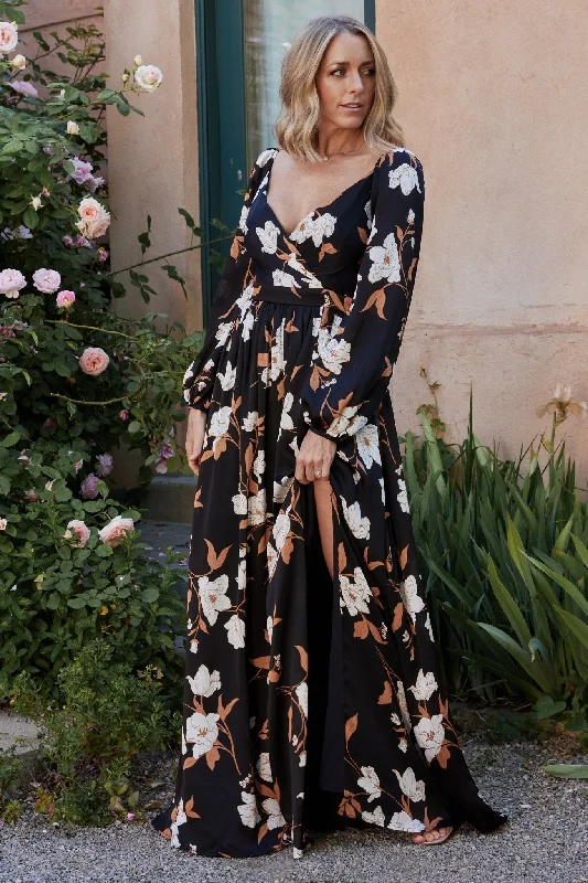 Long - Sleeve Women Dress in Velvet for a Luxurious Winter LookLong - Sleeve Women Dress in Velvet for a Luxurious Winter LookTristan Maxi Dress | Black Floral