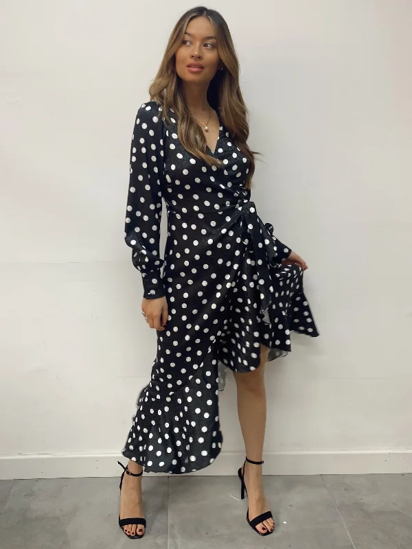 Ball Gown Women Dress with a Full Skirt for a Princess - like LookCharlotte Wrap Midi Dress / Mono Spot