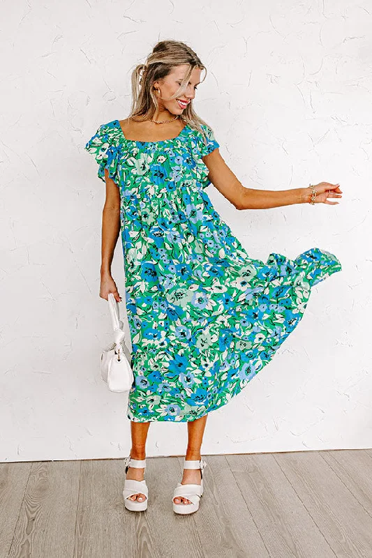 Plus Size Women Dress with a Flattering A - Line Cut for Comfort and StylePatio Preferred Floral Midi