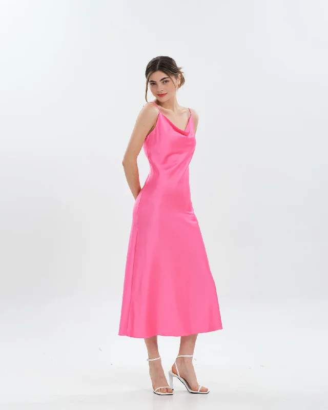 Sheath Women Dress with a Tailored Fit for a Professional LookSilky Sleeveless Party Dress IA13