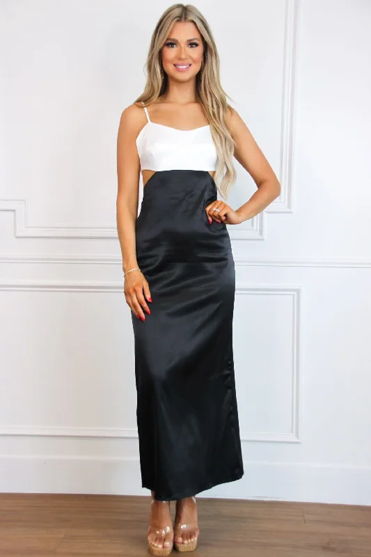 Strapless Women Dress with a Built - in Bra for Comfort and SupportJodie Colorblock Satin Bow Back Maxi Dress: Black/White