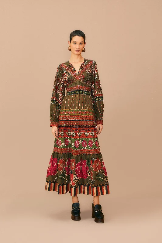 Pleated Women Dress with a Timeless and Elegant TextureMulticolor Ainika Floral Garden Maxi Dress