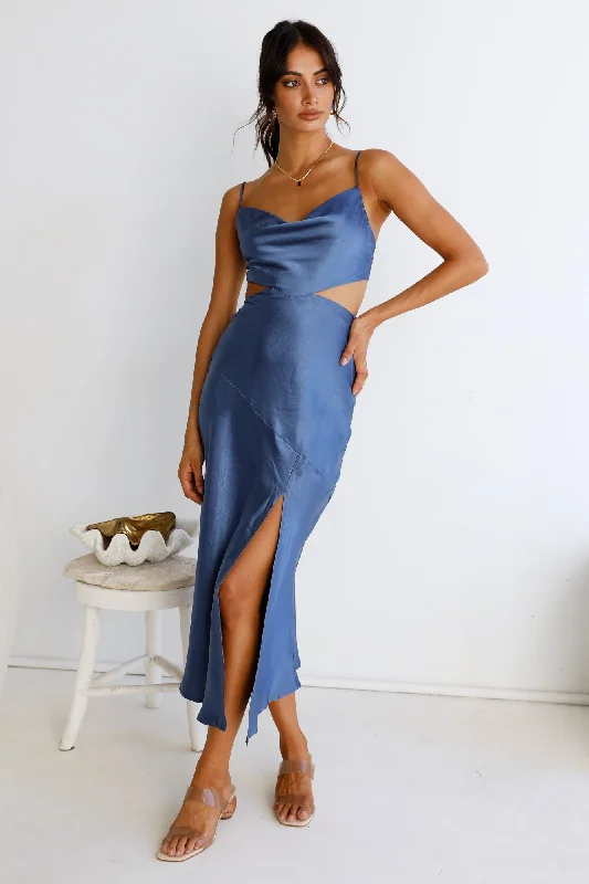 Empire Waist Women Dress to Accentuate the Bust and Conceal the WaistTouch The Sky Maxi Dress Blue