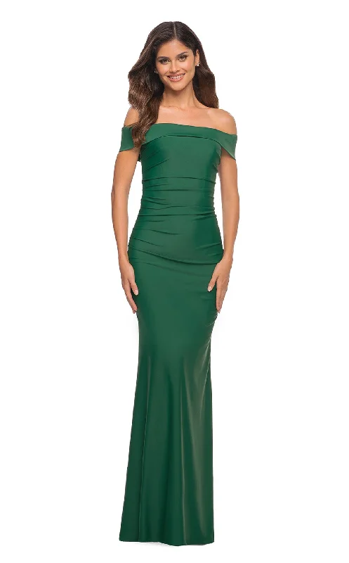 Lace - Embellished Women Dress for an Elegant and Sophisticated AppearanceLa Femme 30422CL Dress