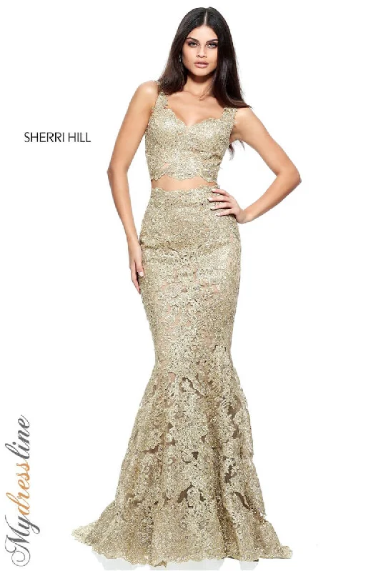 Empire Waist Women Dress to Accentuate the Bust and Conceal the WaistSherri Hill 51192