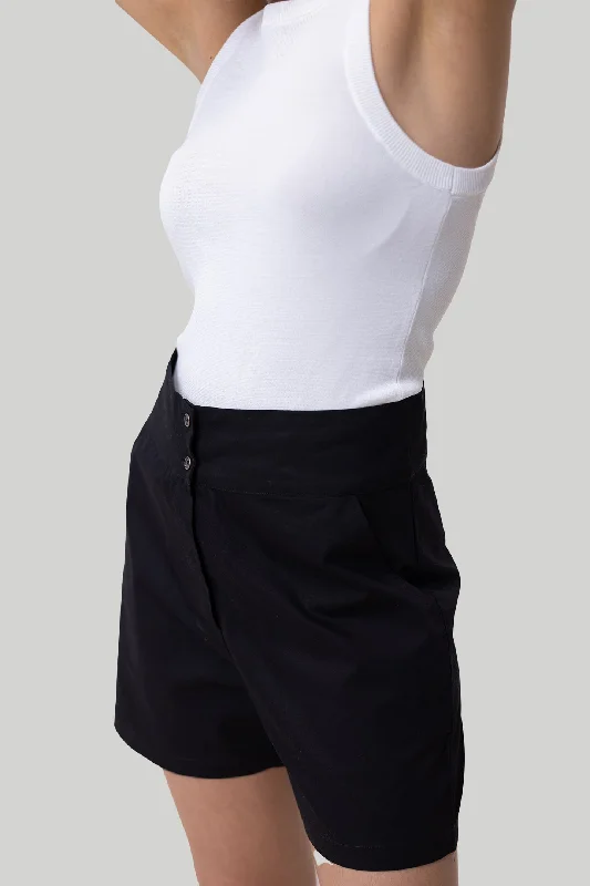 Belted Women Shorts to Enhance the WaistlineEveryday Shorts in Black