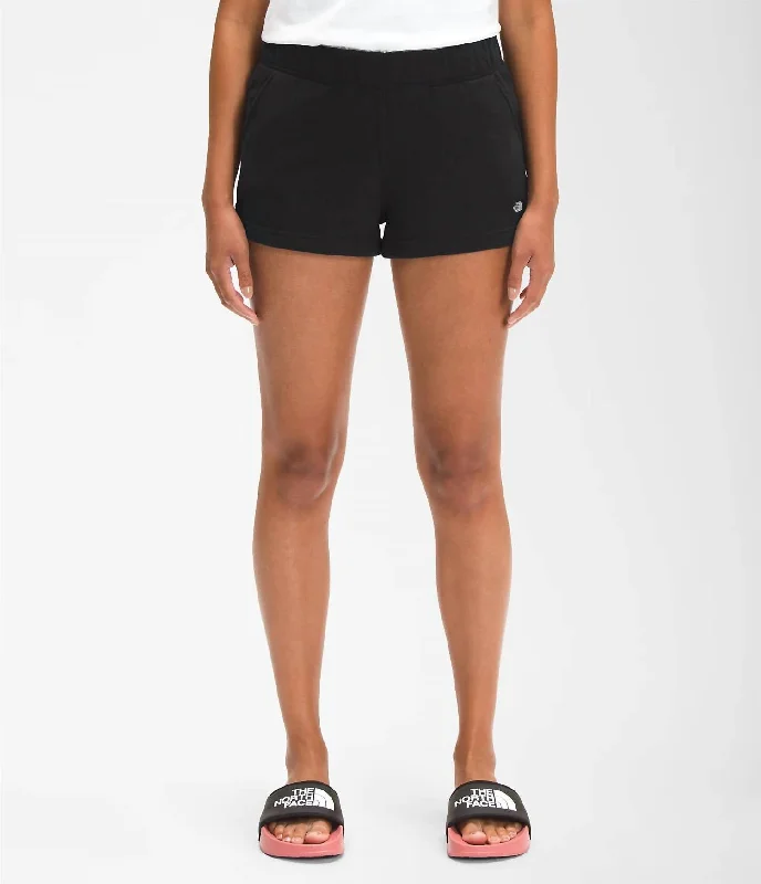 Printed Floral Women Shorts for a Summer - Ready StyleHalf Dome Logo 3'' Shorts In Black