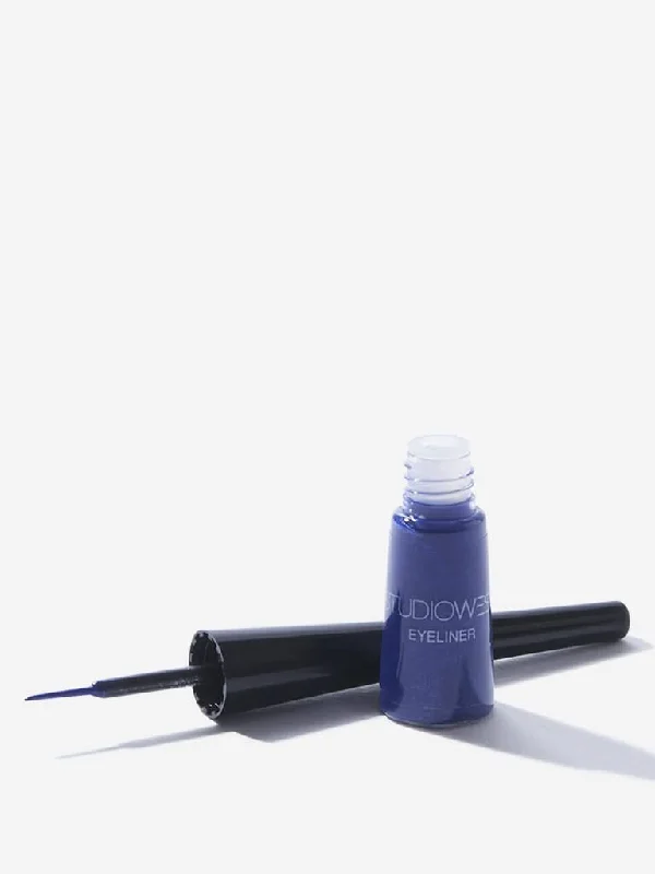 Stretchable Women Shorts for Maximum MobilityStudiowest Blue Shimmer Cobalt CB-01 Eyeliner - 3.5 ml