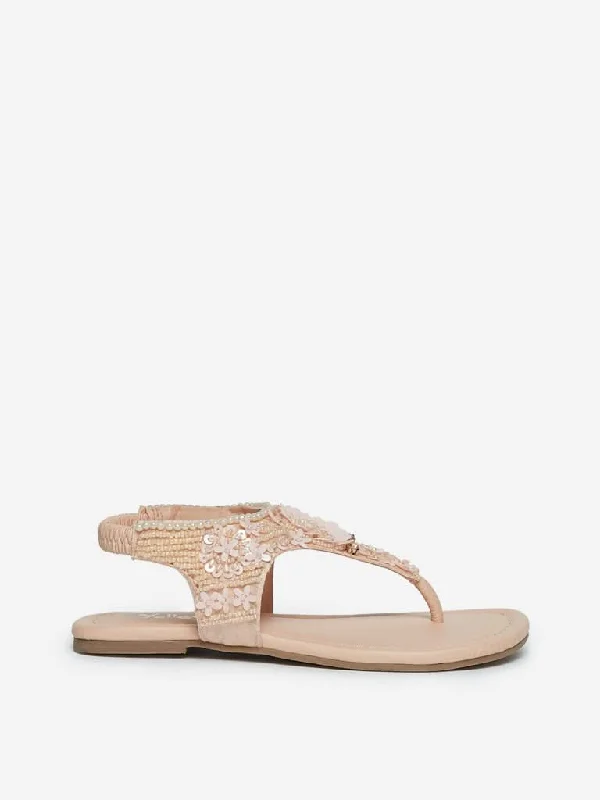 Ruffled Hem Women Shorts to Add a Feminine TouchYellow Peach Floral Sequinned Sandals Ruffled Hem Women Shorts to Add a Feminine TouchYellow Peach Floral Sequinned Sandals